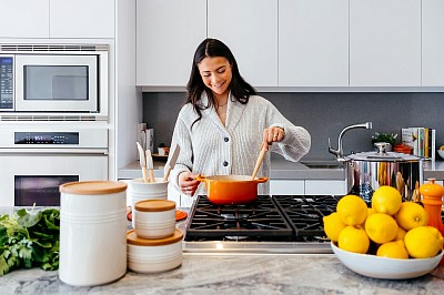 CHOMMY KITCHEN AND RESTAURANT